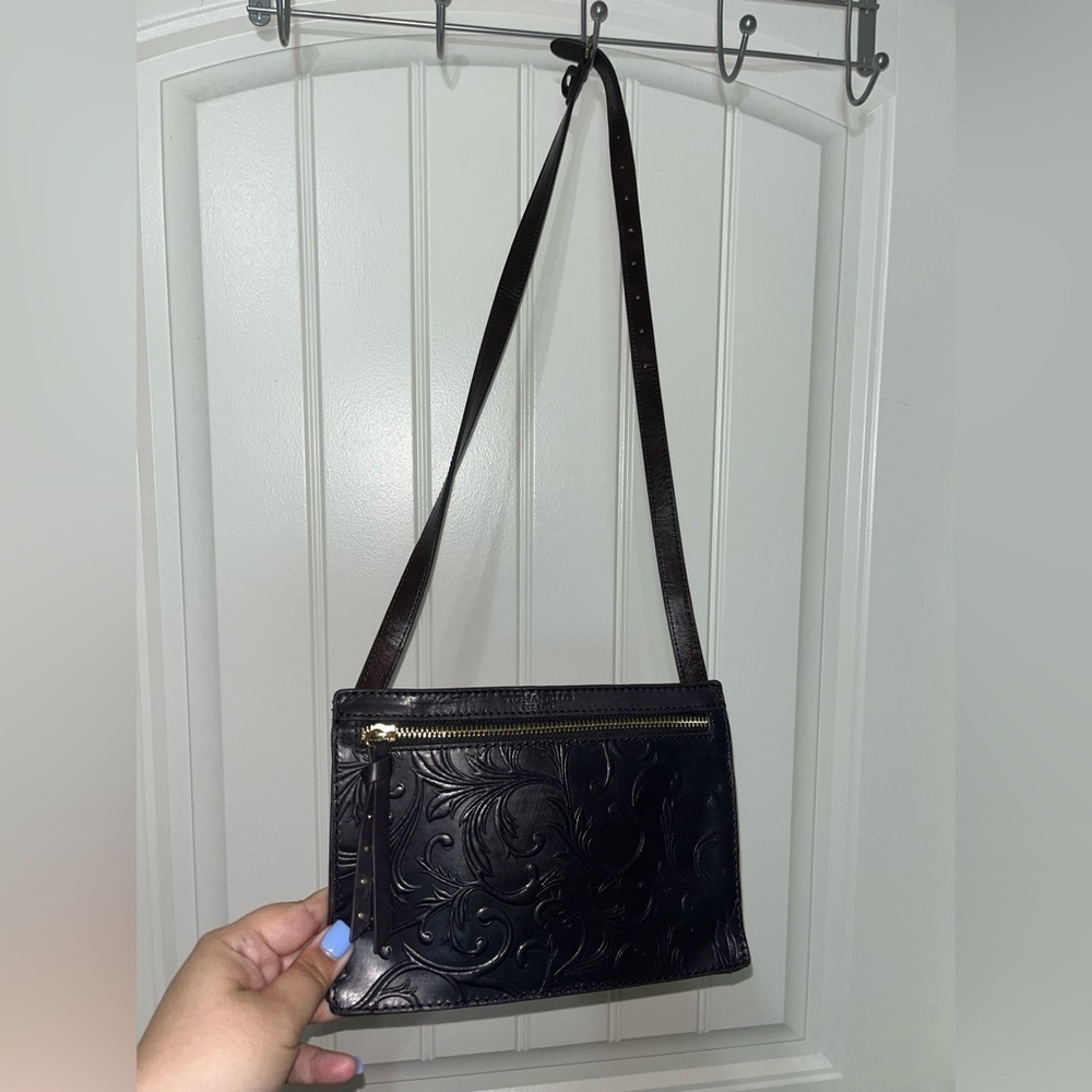 Tignanello Mojave Belt Bag, Dark Eggplant Purple *** RFID-Protected ***, NWOT - Picture 4 of 13